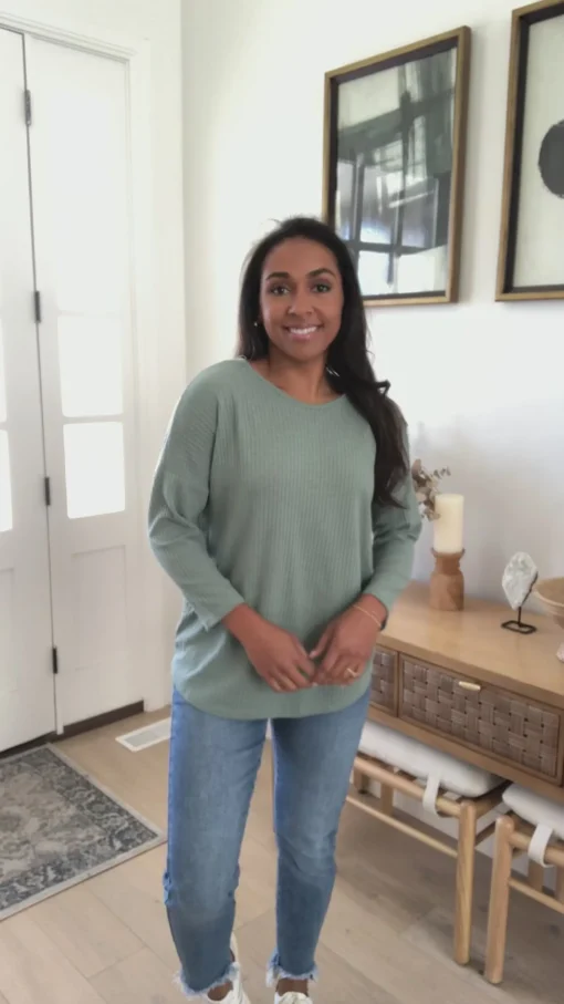 Austin Waffle Knit Basic Top In Sage