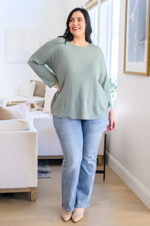 Austin Waffle Knit Basic Top In Sage