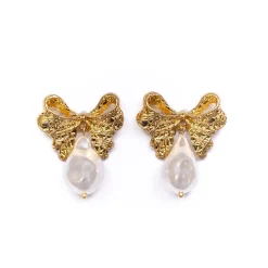 Cecilia Bow Earrings in Pearl