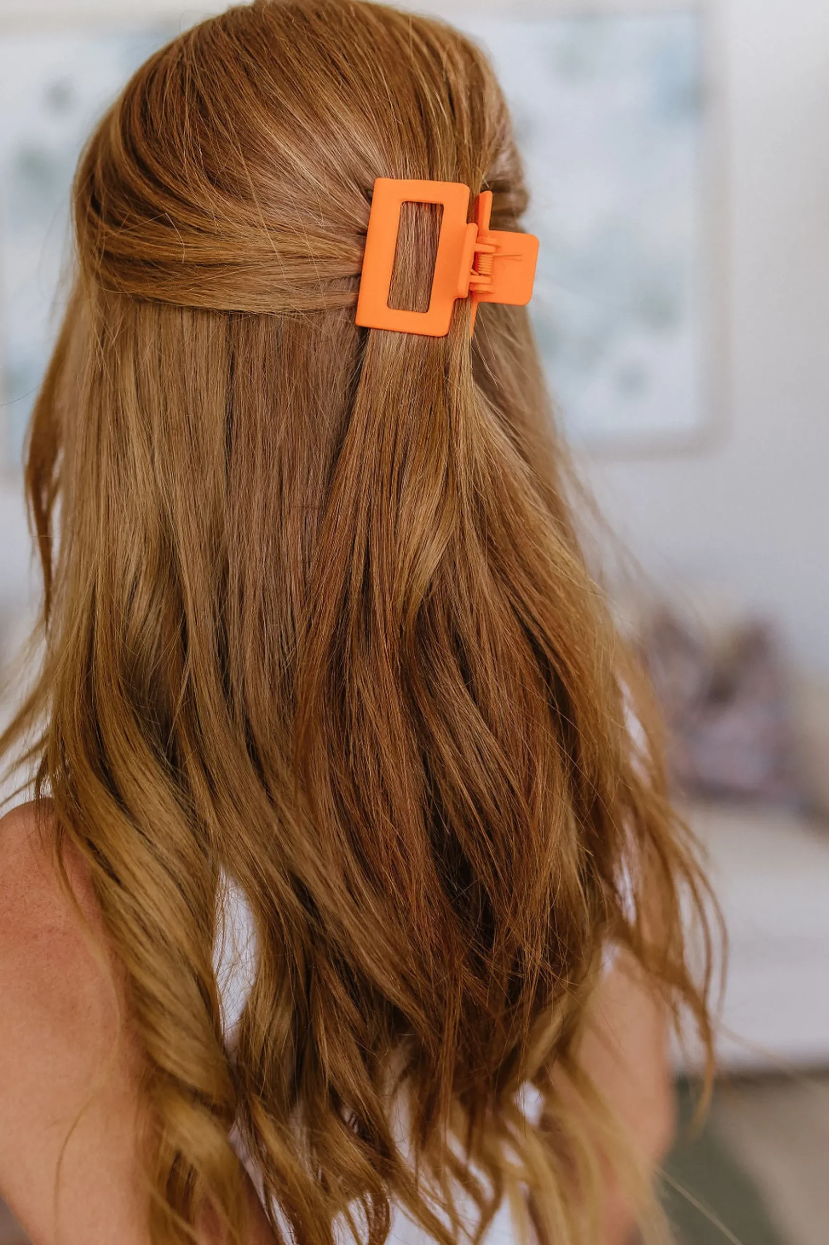 Claw Clip Set of 4 in Orange (Ships in 1-2 Weeks)