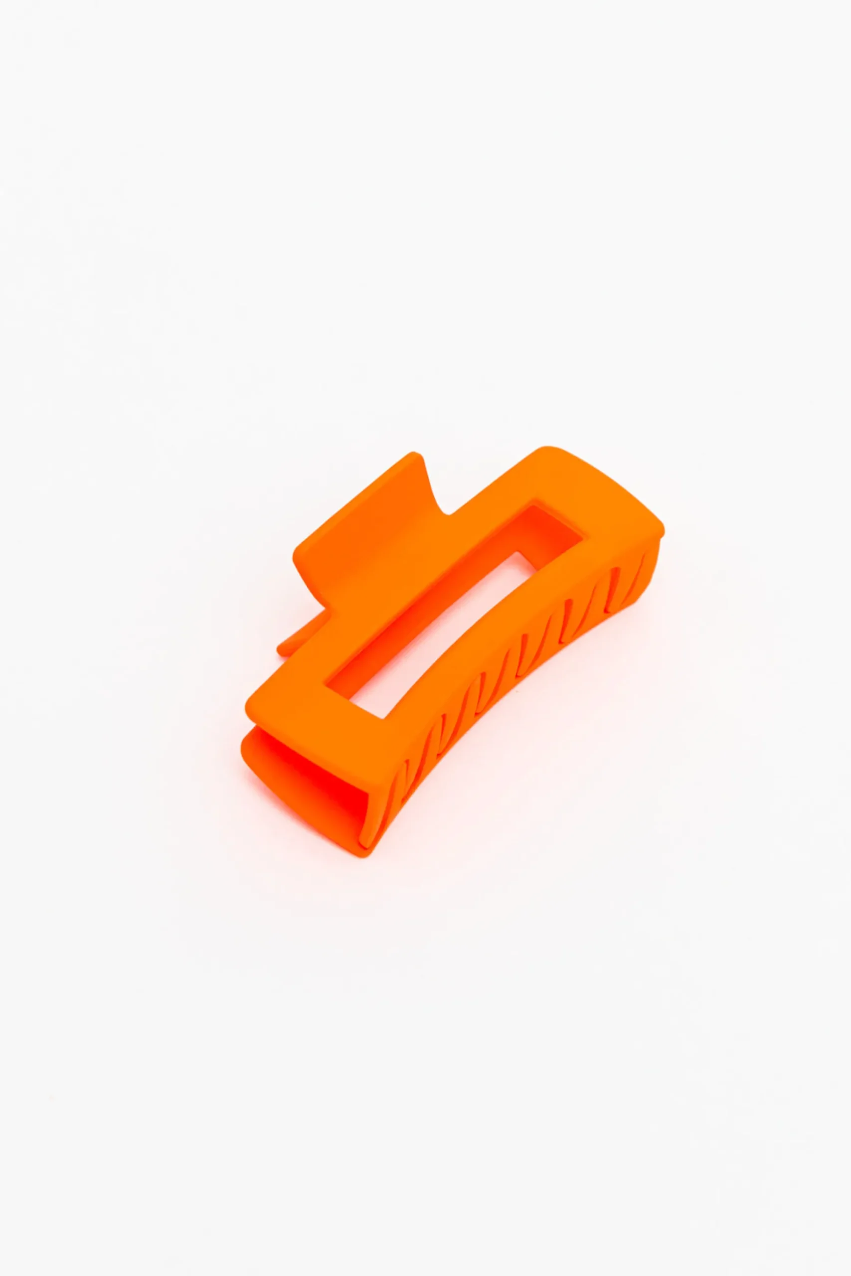Claw Clip Set of 4 in Orange (Ships in 1-2 Weeks)