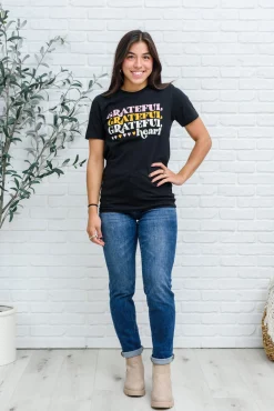 Grateful Heart Graphic T-Shirt In Black (Ships in 1-2 Weeks)