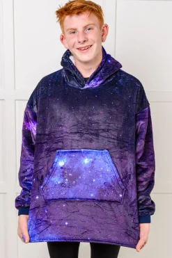 Kids Oversized Hoodie Blanket in Starry Sky