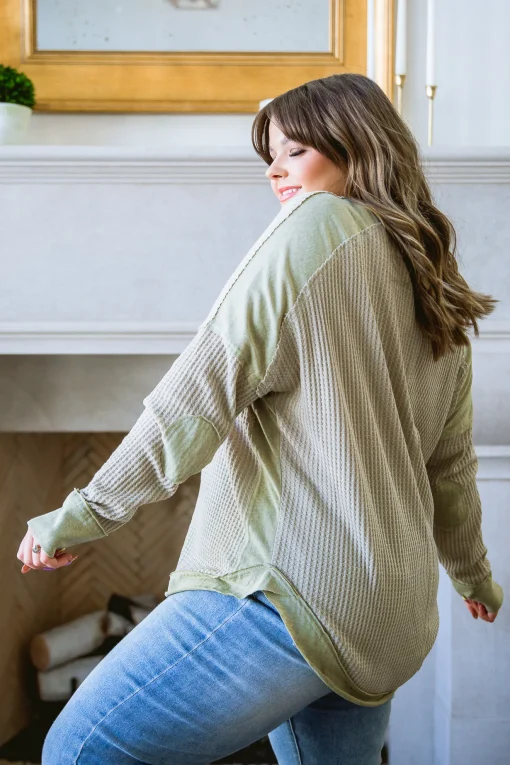 Winding Roads Top In Sage