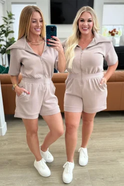 Active Aura Collared Romper in Mocha