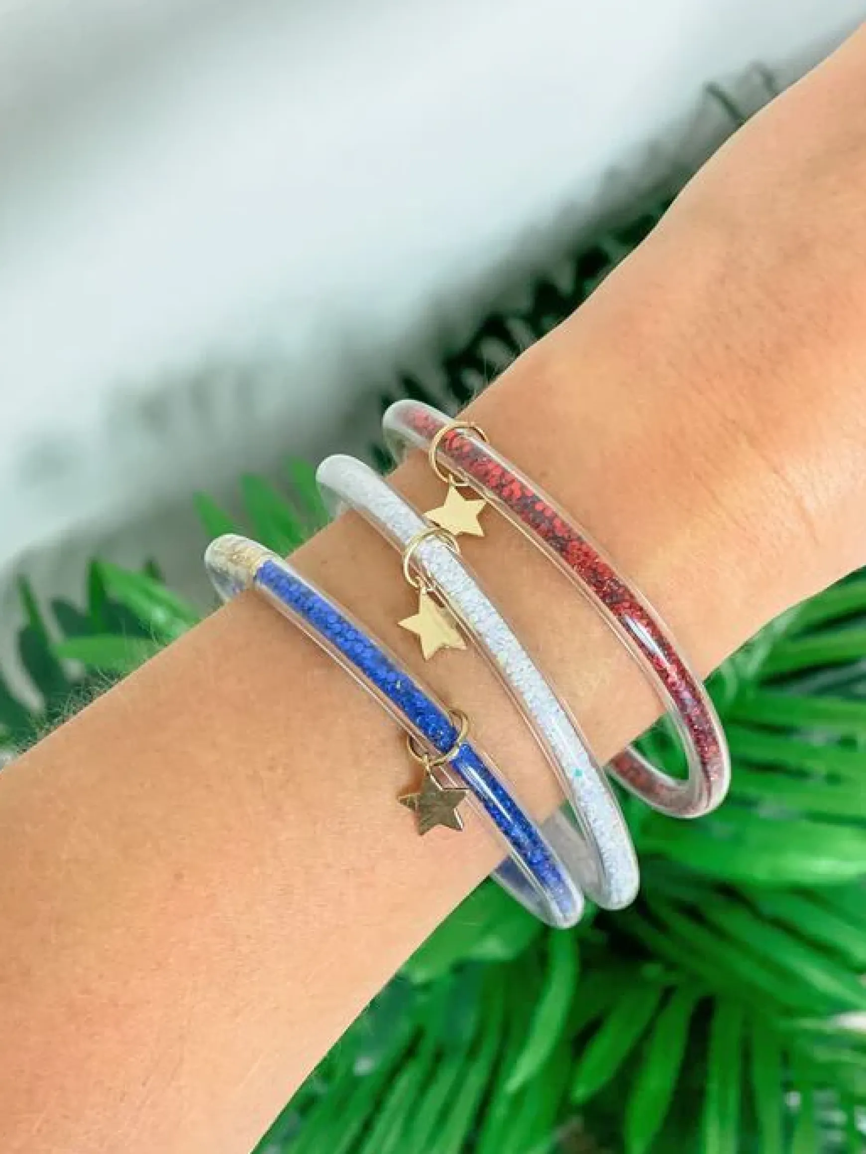 Americana Glittery Star Charm Jelly Bangle Set