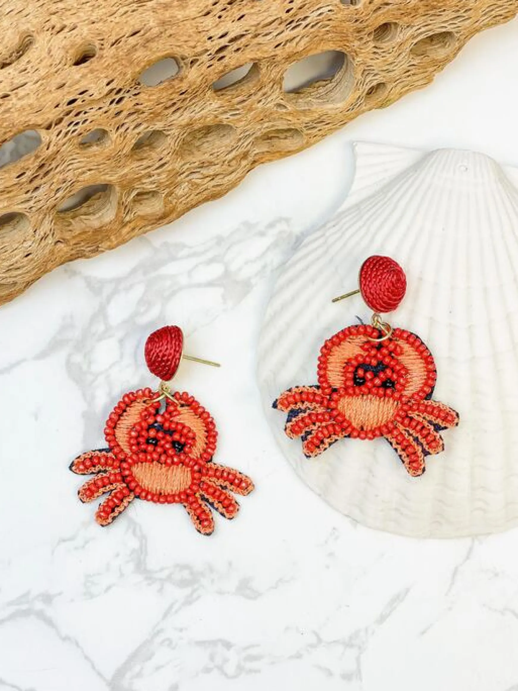 Beachy Crab Beaded Dangle Earrings