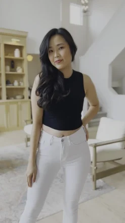 Best Friends Cropped Tank in Black