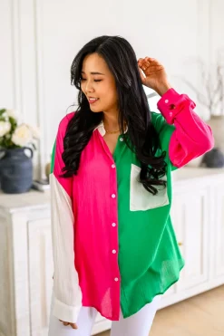 Capture the Day Two Toned Button Up Kelly