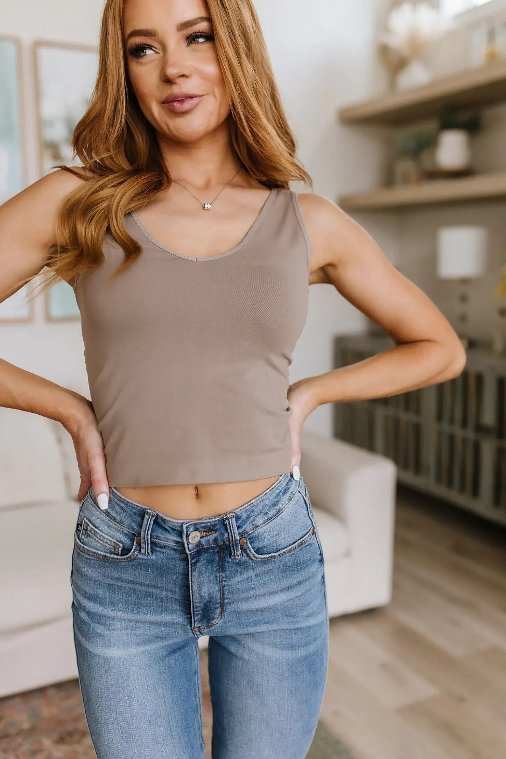 Carefree Seamless Reversible Midi Tank in Light Mocha