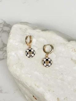 Checkered Heart Huggies