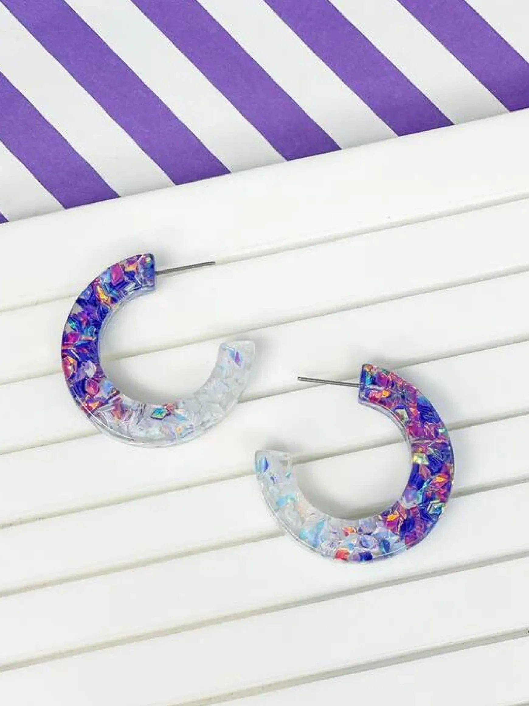 Colorful Clear Resin Hoop Earrings - Purple