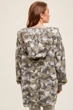 Distressed Camo Fur Oversized Hoodie Jacket by Mystree