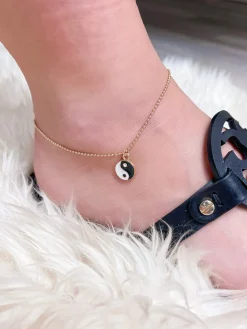 Enamel Yin Yang Charm Ankle Bracelet