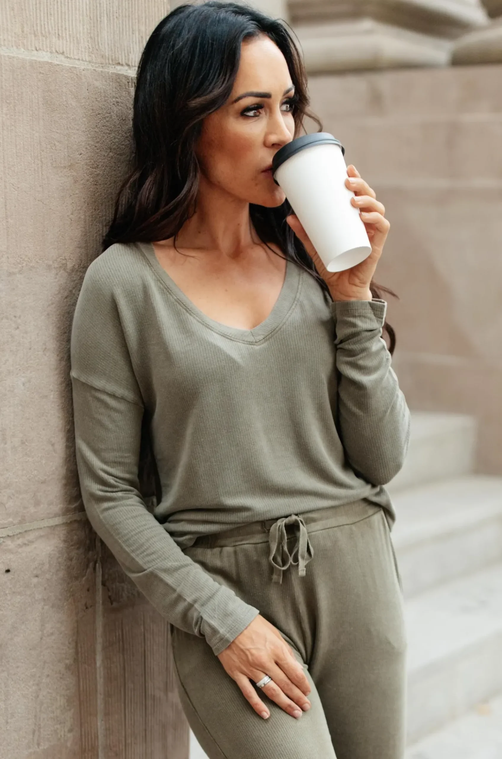 Essential Lounge Top in Mineral Wash Olive