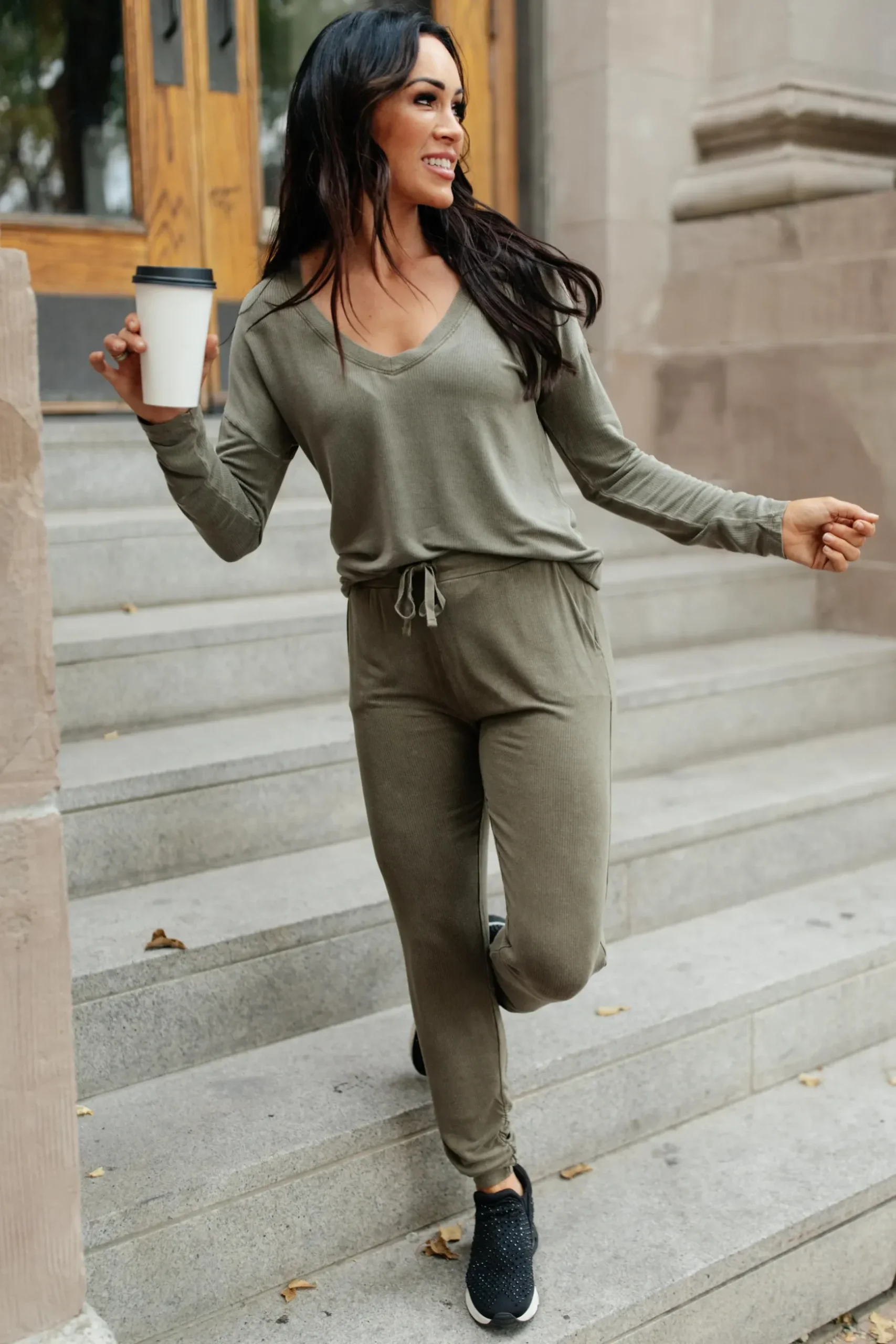 Essential Lounge Top in Mineral Wash Olive