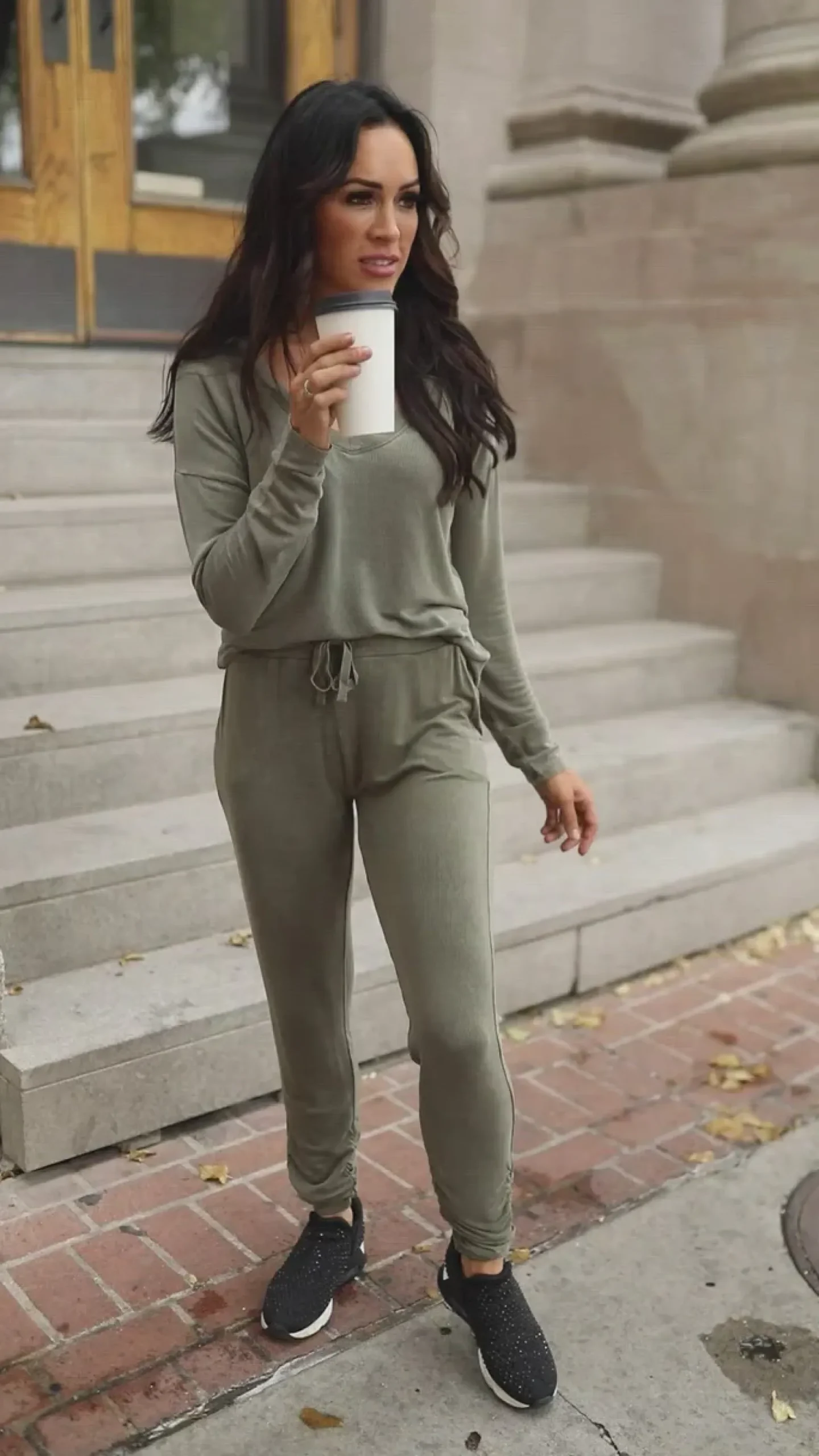 Essential Lounge Top in Mineral Wash Olive