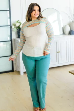 Evidently Extra Peekaboo Cut Out Top