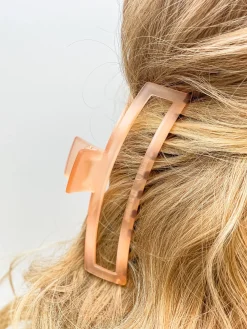 Giant Frosted Claw Clip - Peach