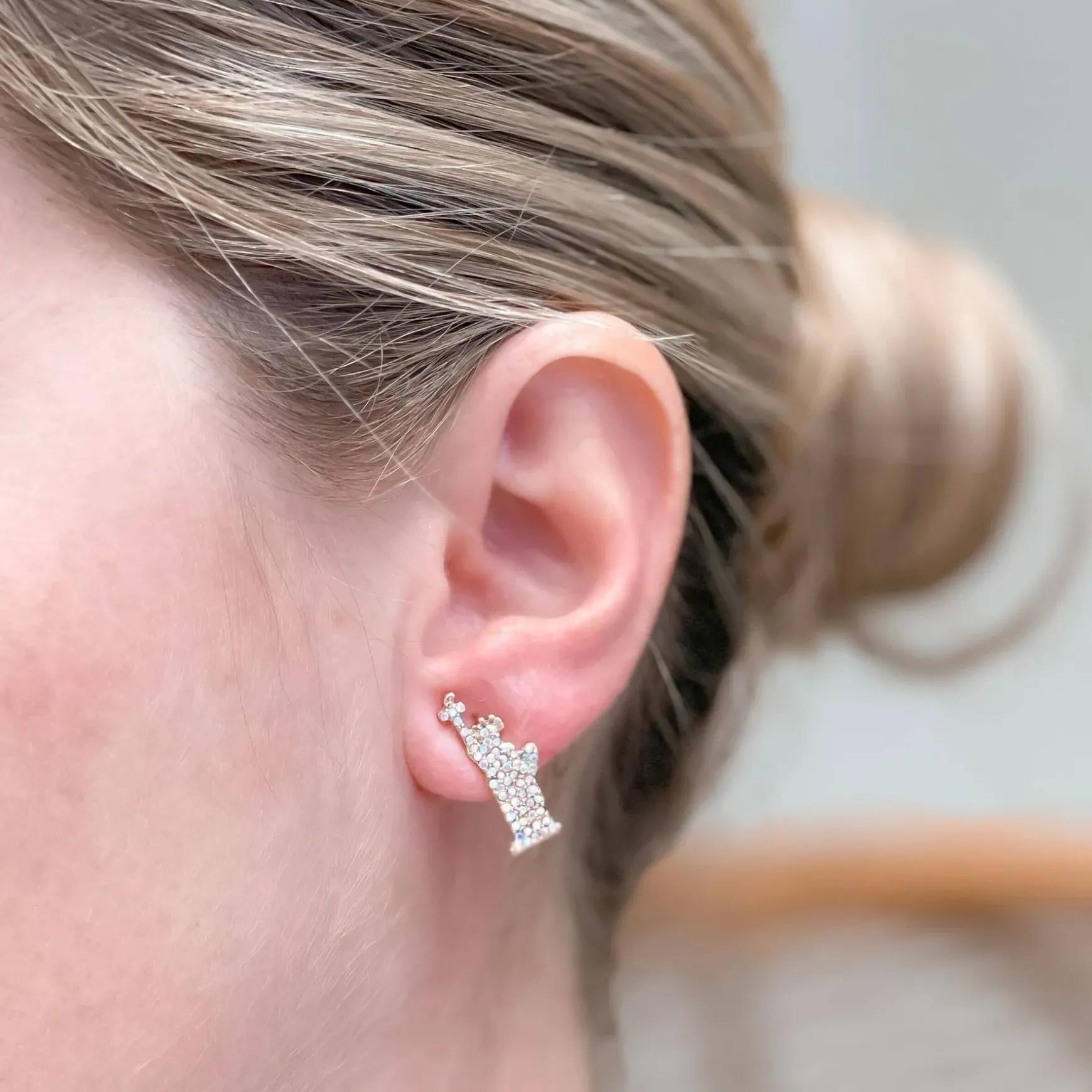 Glitzy Statue of Liberty Stud Earrings