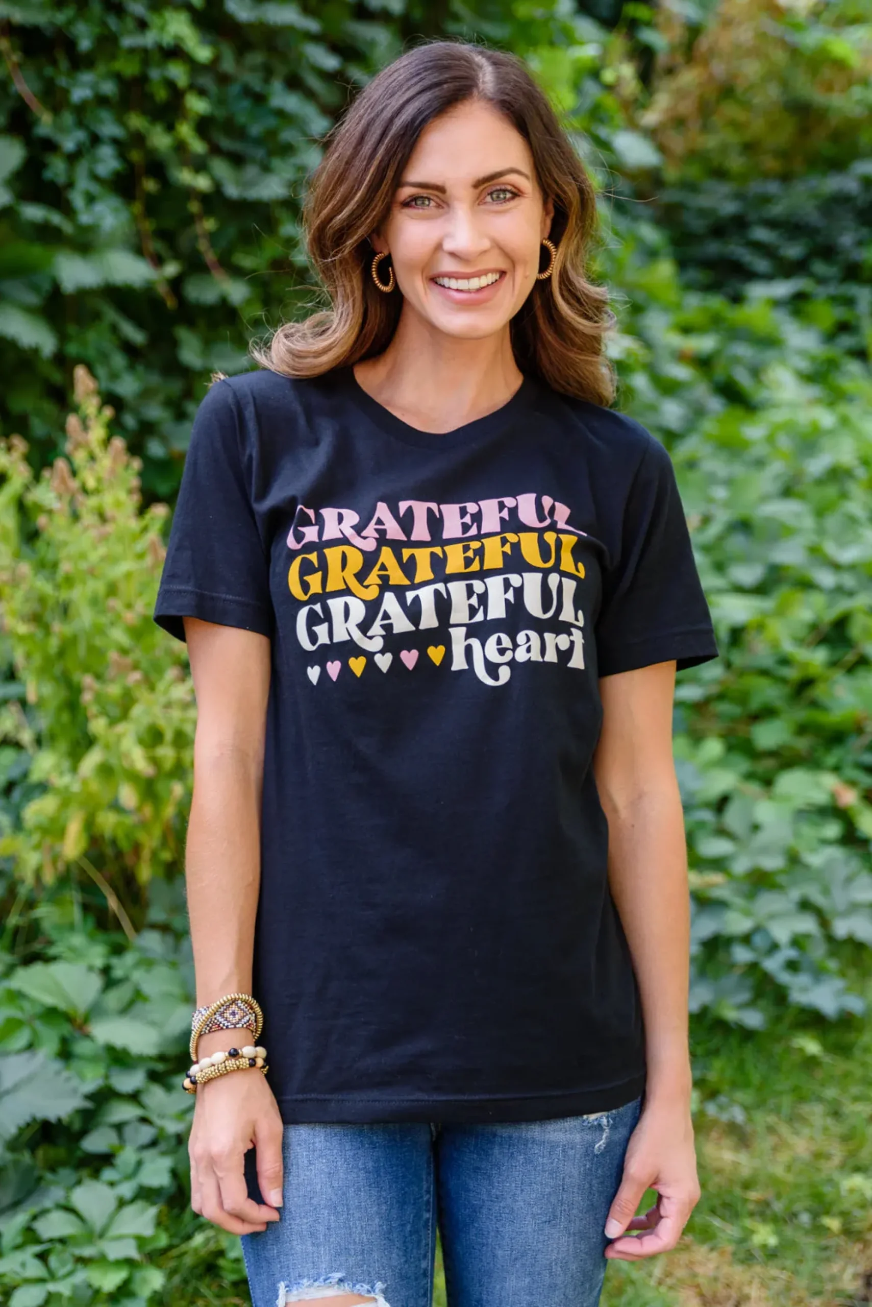 Grateful Heart Graphic T-Shirt In Black (Ships in 1-2 Weeks)