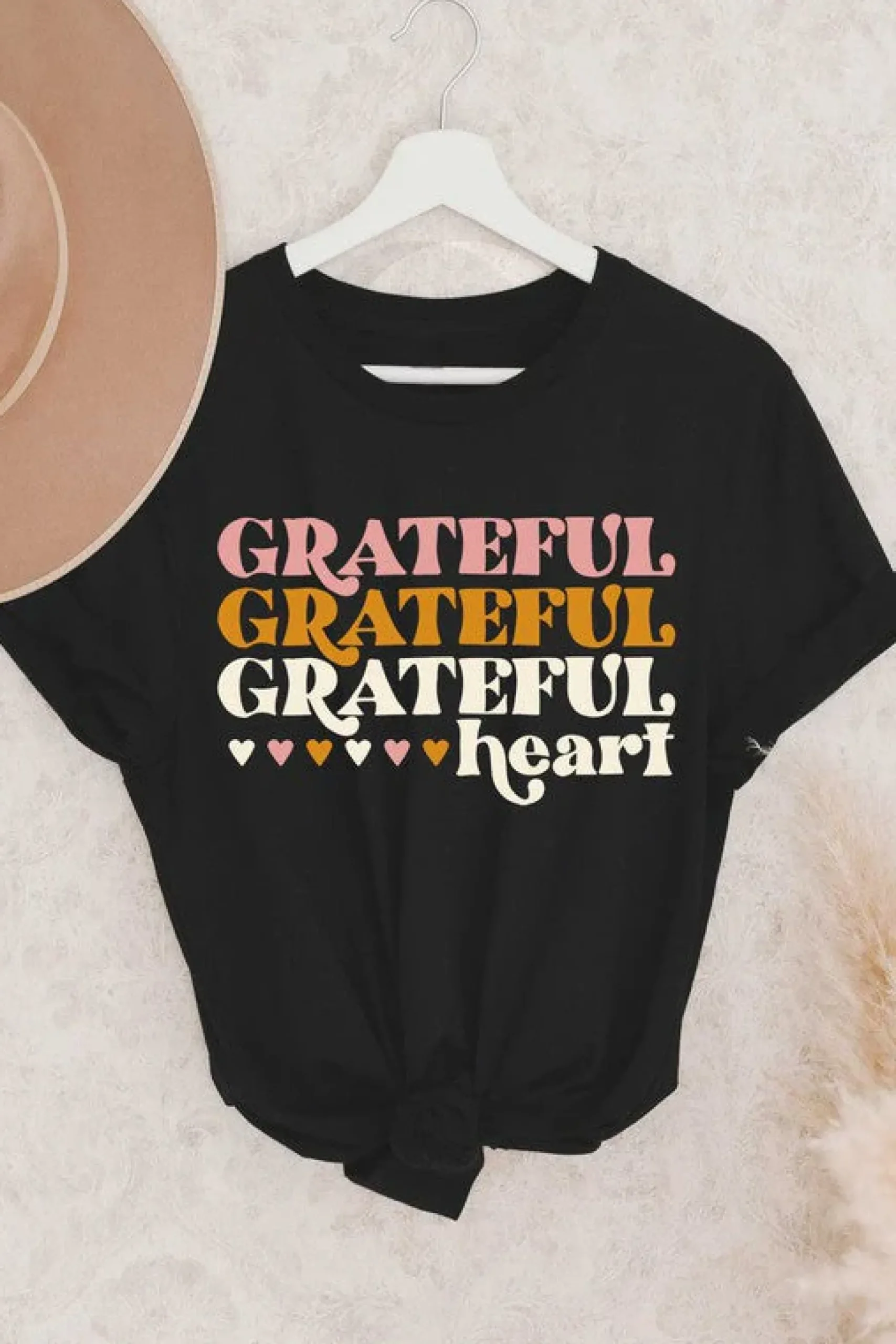 Grateful Heart Graphic T-Shirt In Black (Ships in 1-2 Weeks)