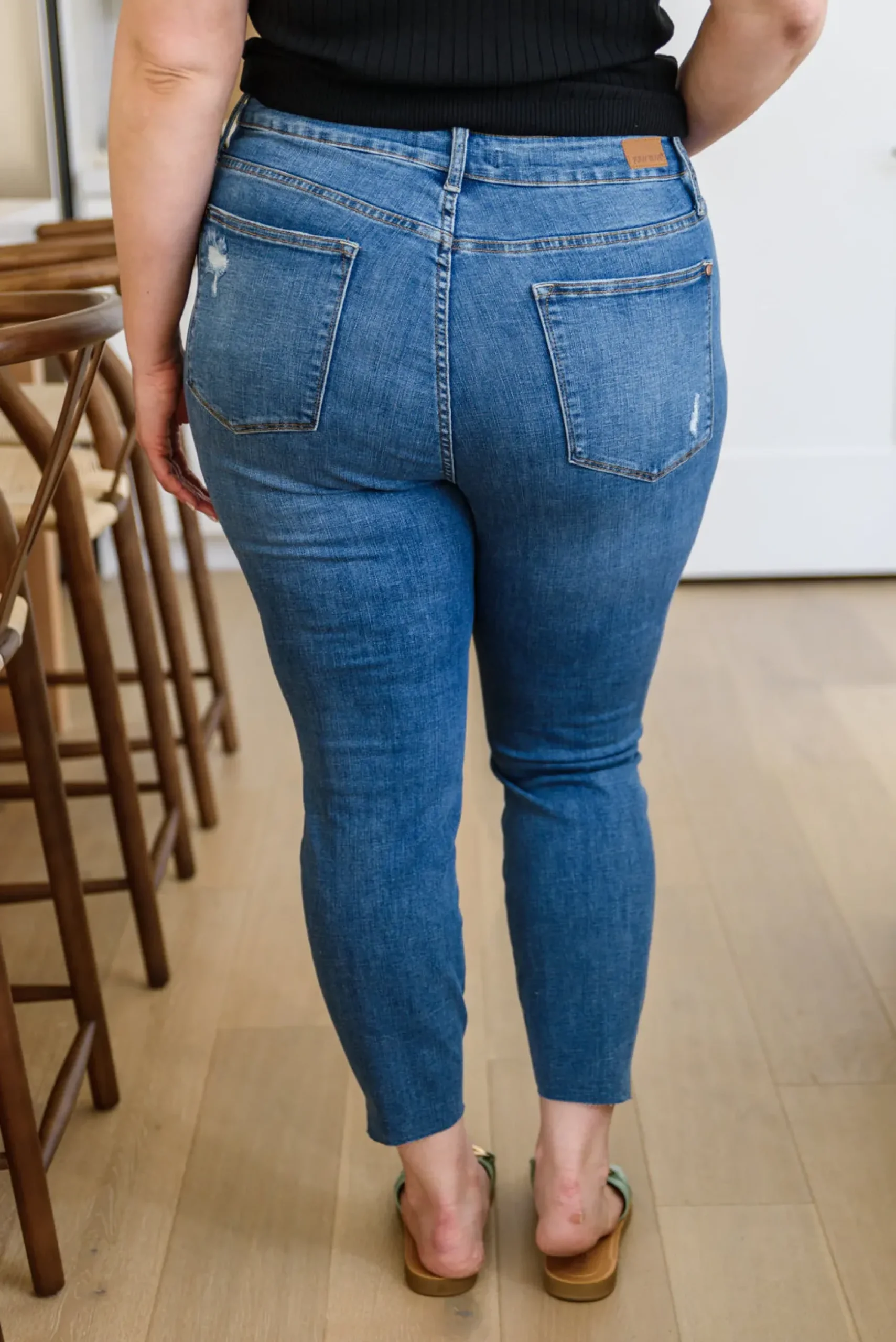 Hi-waisted Dandelion Embroidery Skinny by Judy Blue