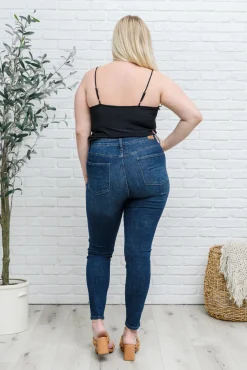 Infinite Memories Lace Bodysuit In Black