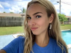 Jody Pearl Cluster Hoop Earrings - Gold