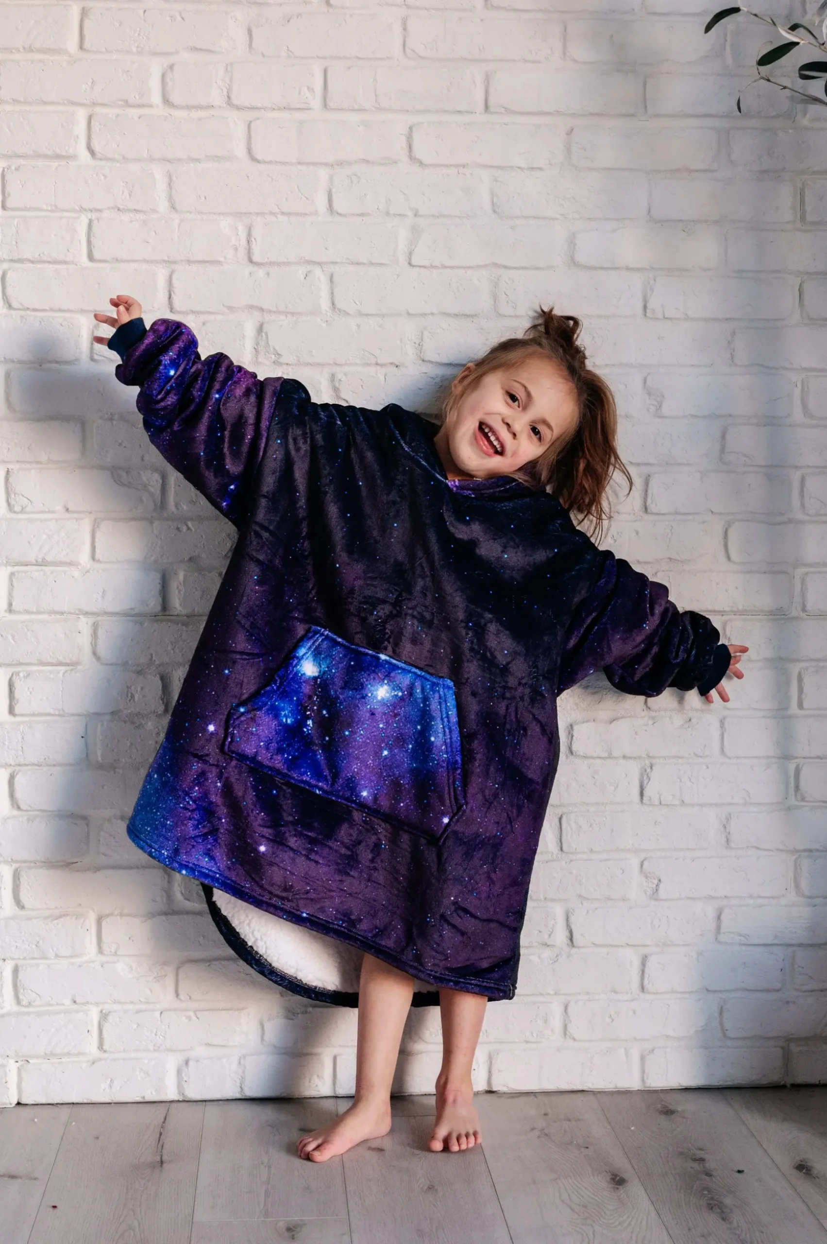 Kids Oversized Hoodie Blanket in Starry Sky