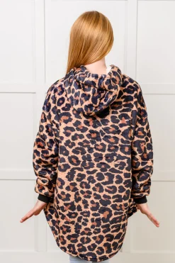 Kids Oversized Hoodie Blanket in Leopard