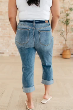 Laura Mid Rise Cuffed Skinny Capri Jeans by Judy Blue