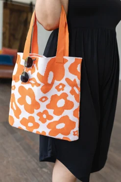 Lazy Daisy Knit Bag in Orange