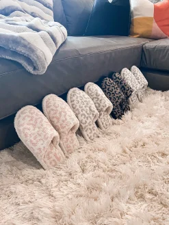 Leopard Fuzzy Slippers - Coffee
