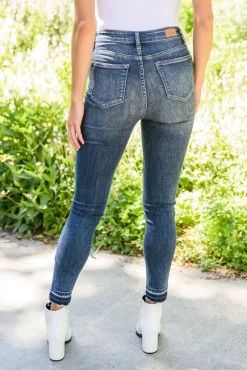 Lily Hi-Waisted Tummy Control Jeans by Judy Blue