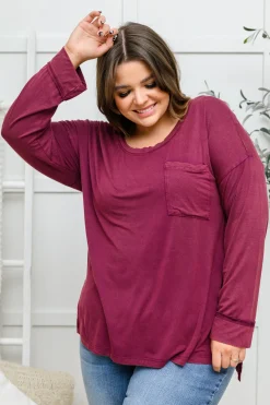 Long Sleeve Knit Top With Pocket In Burgundy