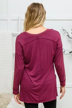 Long Sleeve Knit Top With Pocket In Burgundy