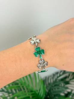 Magnetic Clover Bracelet