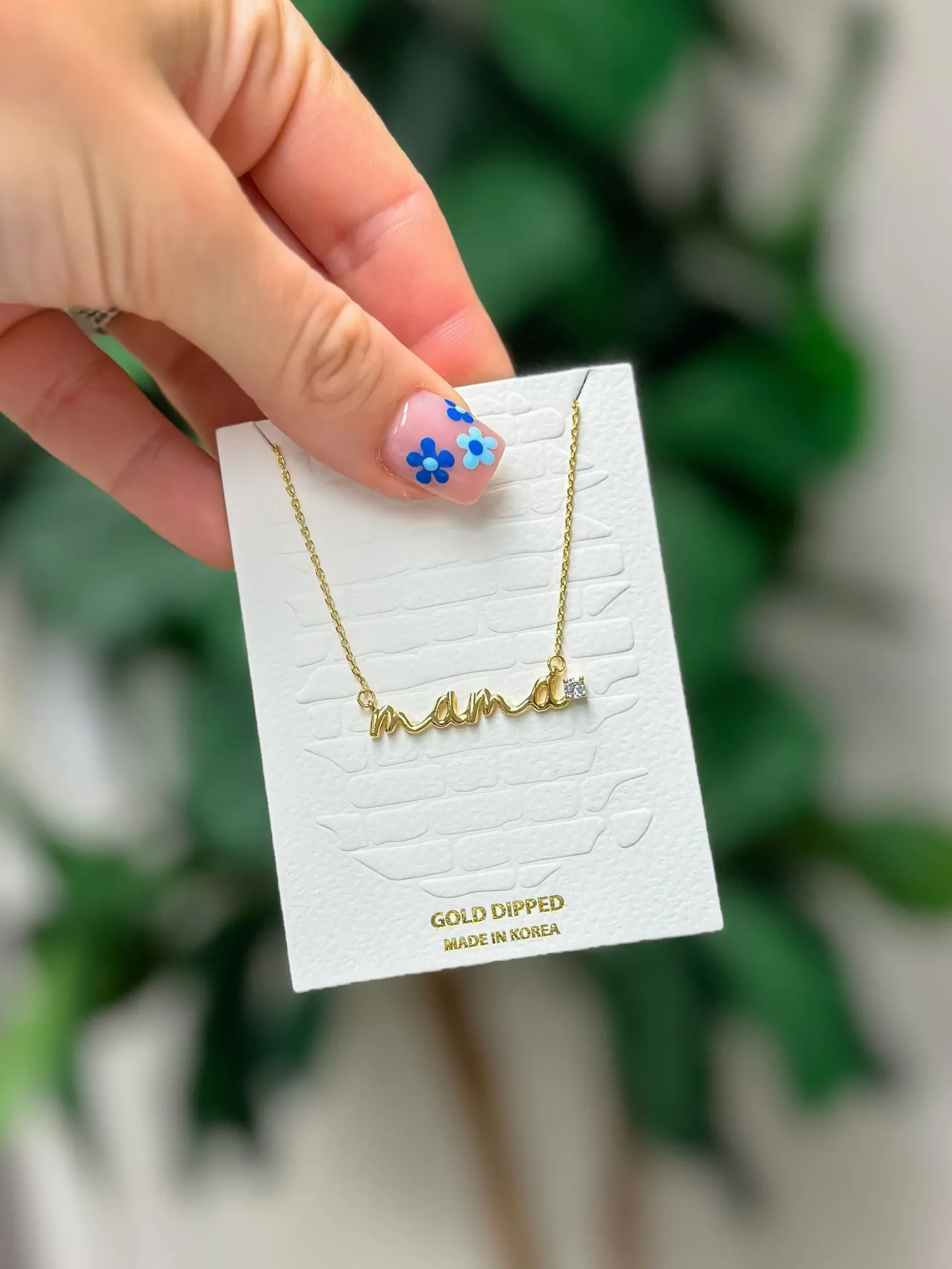 'mama' Gold Dipped Pendant Necklace