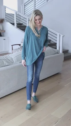 Moon Bay Top In Blue