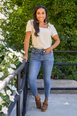 Old Town Moments Top