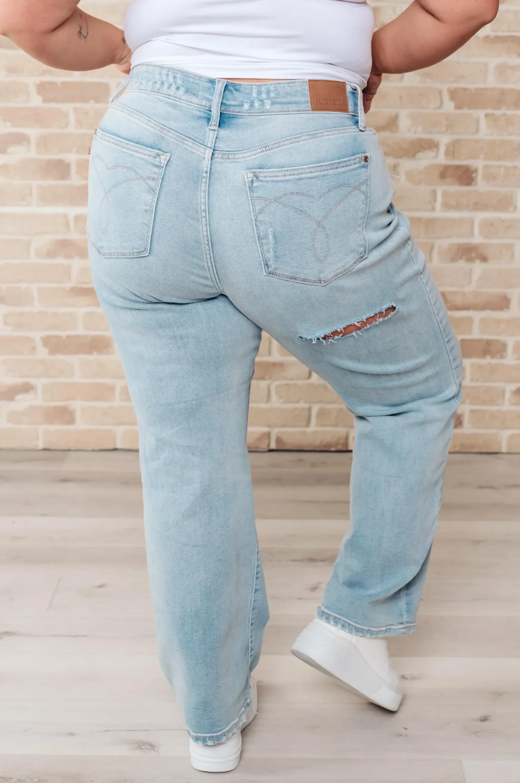 Parker High Rise 90's Straight Jeans by Judy Blue