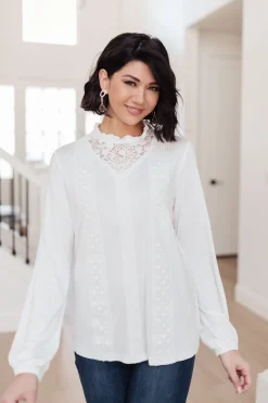 Picture This Top In Off White