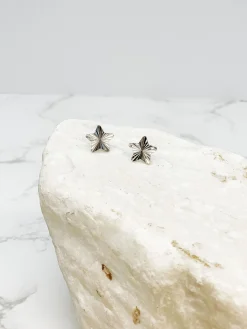 Shining Star Stud Earrings - Silver