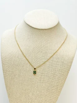 Simple Clover Pendant Necklace