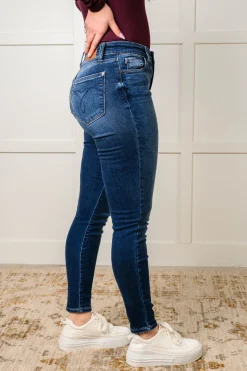 Skylar Mid Rise Thermal Vintage Skinny Jean by Judy Blue