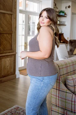 Stay Easy Tank In Bronze