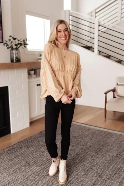 Streets of Prague Top In Peach