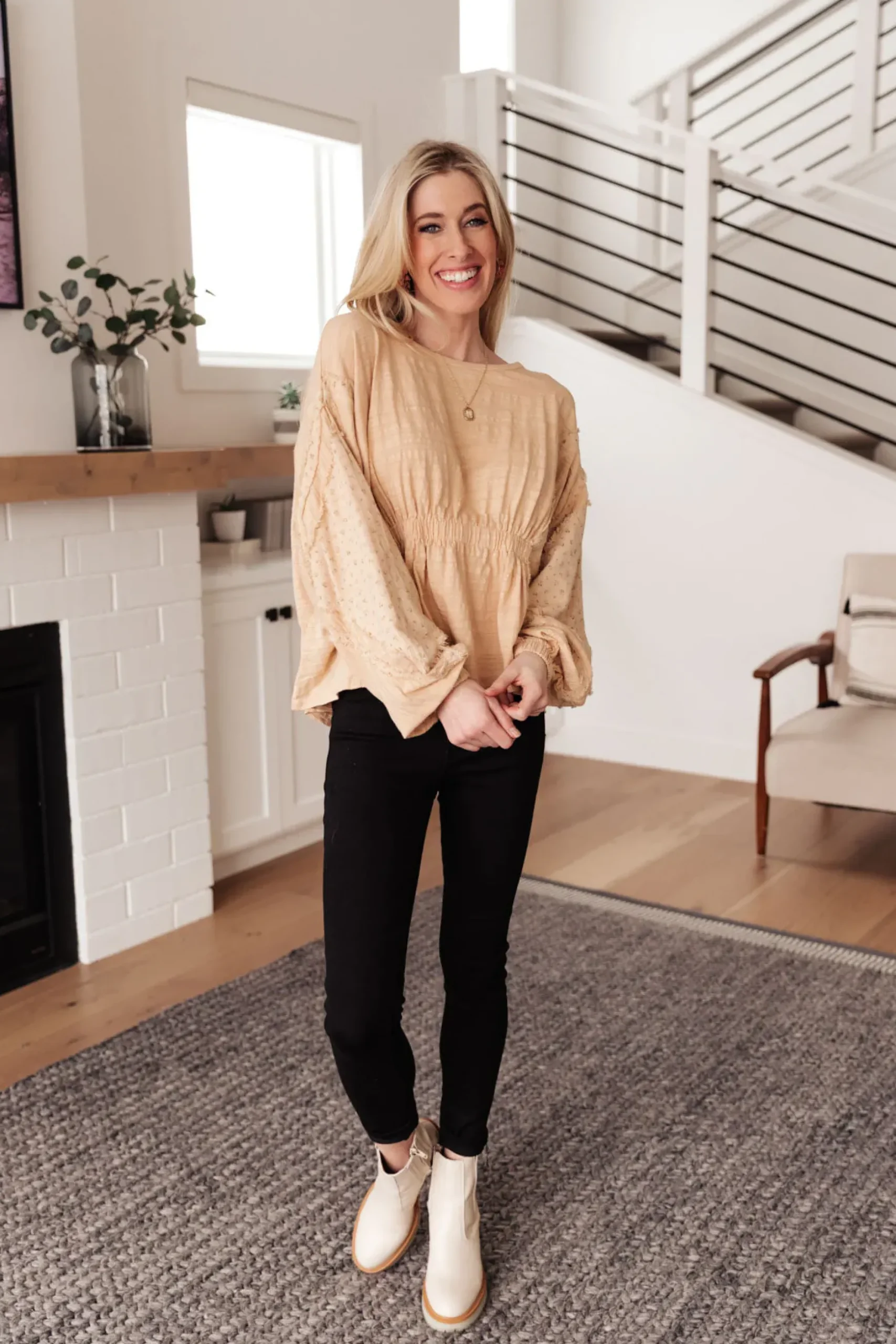 Streets of Prague Top In Peach