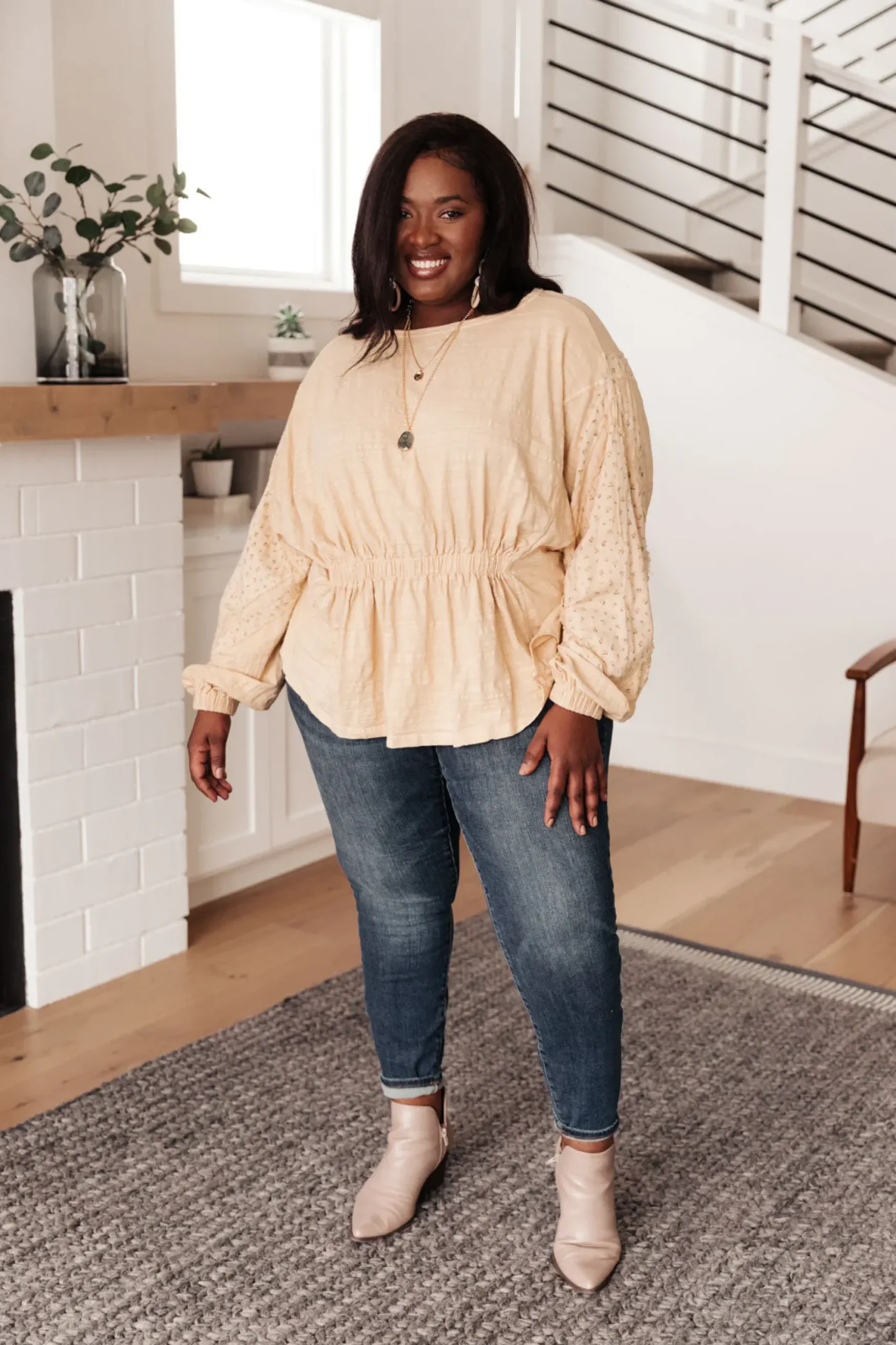 Streets of Prague Top In Peach